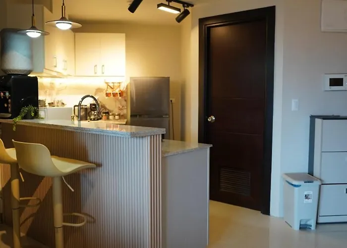 Apartment Luxury 2br In Uptown Parksuites Bgc Balcony & Prime Location Manila