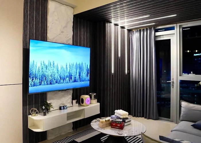 Luxury 2br In Uptown Parksuites Bgc Balcony & Prime Location Apartment