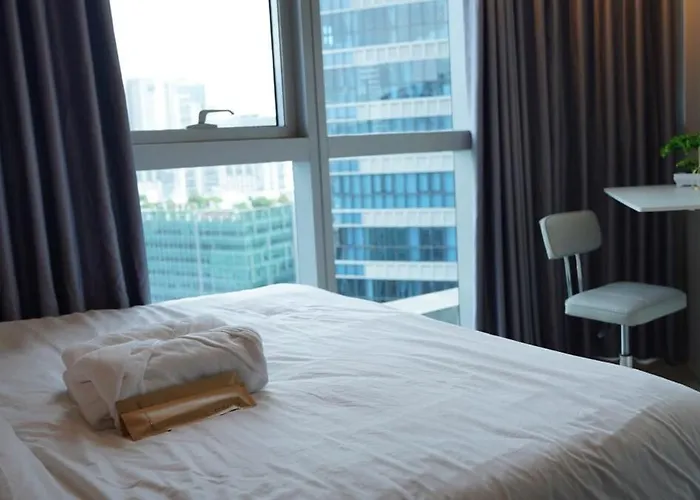 Luxury 2br In Uptown Parksuites Bgc Balcony & Prime Location * Manila